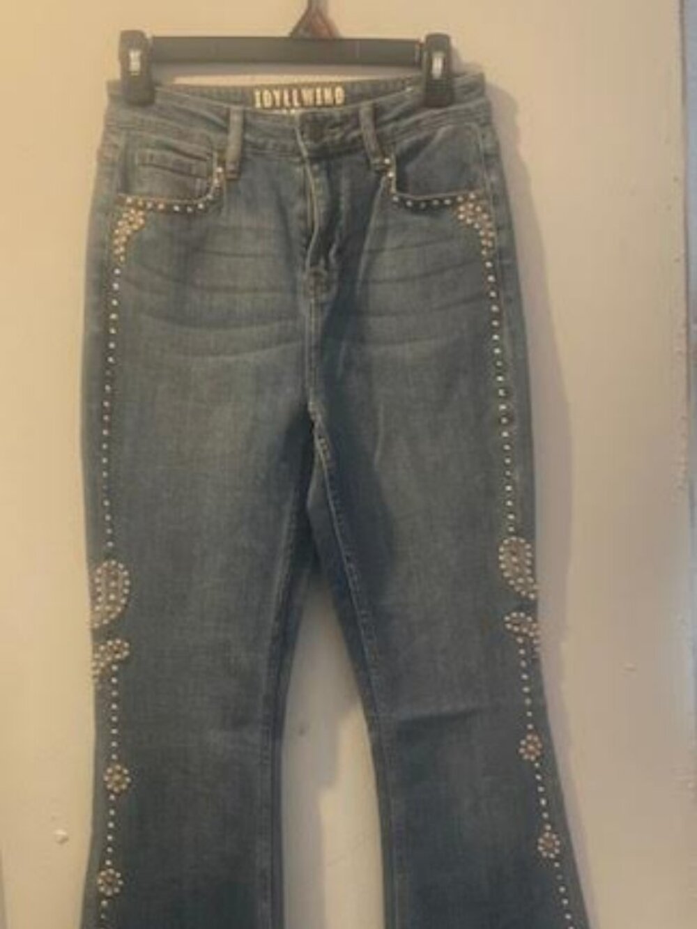 Idyllwind by Miranda Lambert Studded Bootcut Jeans | Size 2 - Picture 4 of 9